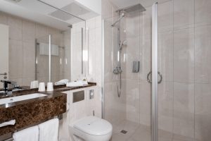 R 315 Advastay Bathroom
